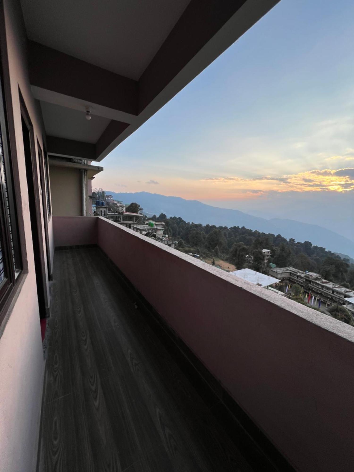 Hangkhim Homestay Ravangla Zewnętrze zdjęcie
